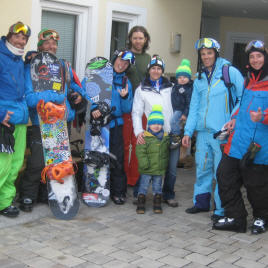 v.re.Mathieu Bijasson,Aurélien Ducroz,Shannan Yates,Aurèlien Routens,Jonathan Charlet